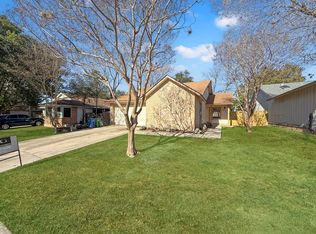 9371 Lands Point St, San Antonio, TX 78250