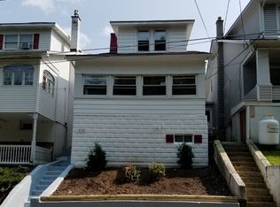 810 W State St, Coal Township, PA 17866