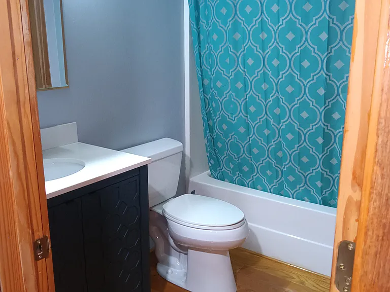 Upstairs bathroom
