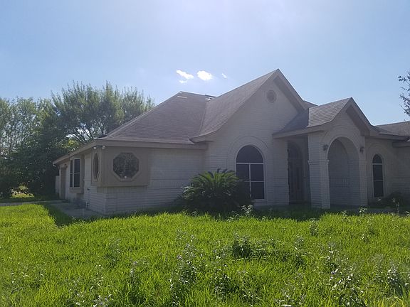 2nd image of 3701 Bouganvilla St