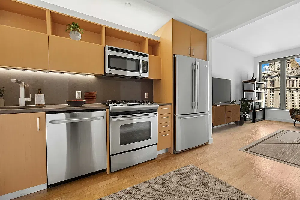 8 Spruce Street — Photo 2