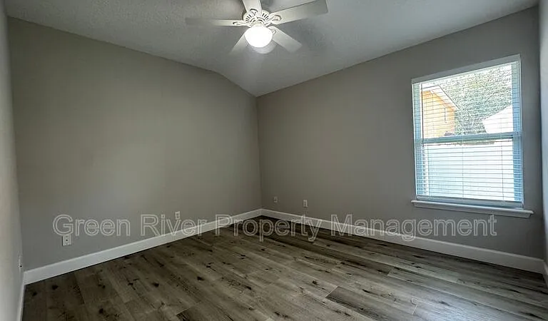 338 Bridgestone Ct — Photo 30