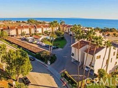 23922 De Ville Way APT C, Malibu, CA, 90265
