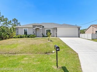 566 Forrest Hills St, Palm Bay, FL 32908