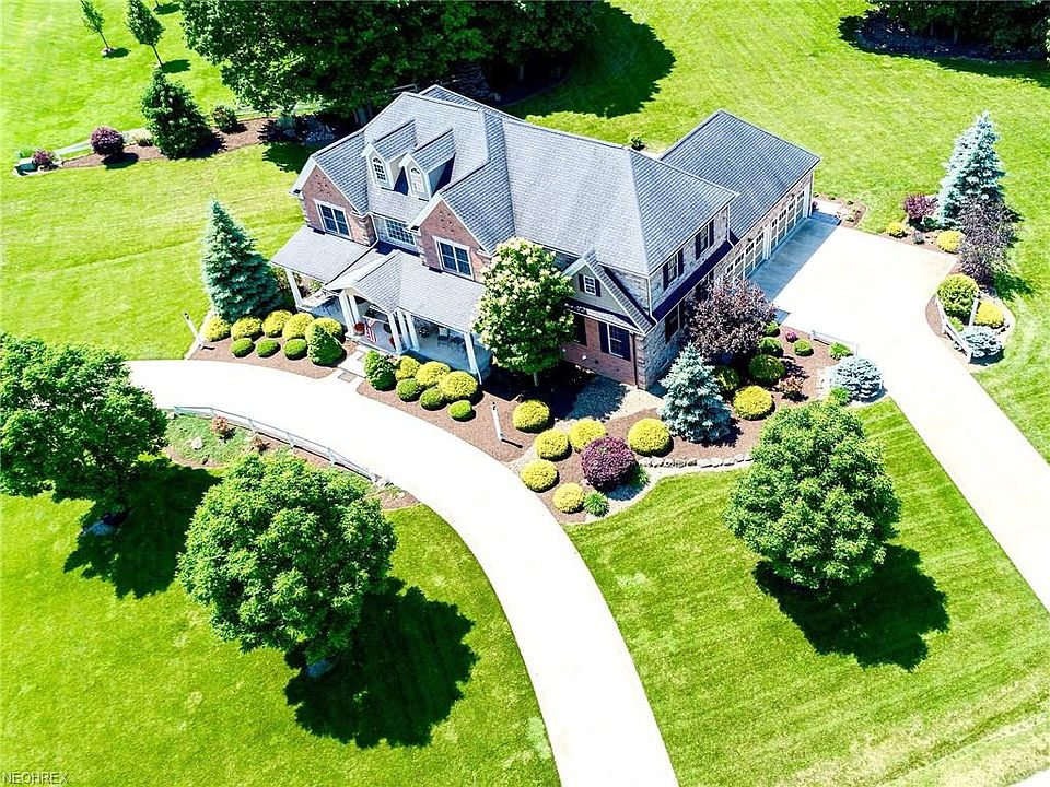 2nd image of 4674 Mallard Pond Dr