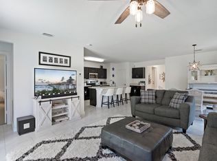 6863 2nd St, Jupiter, FL 33458