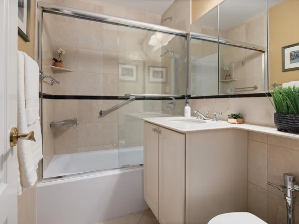 201 East 66th Street 16N image 7 of 8