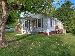 133 S Austin Springs Rd, Johnson City, TN 37601