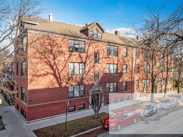 1946-52 W Nelson St #1946-1E — Photo 12