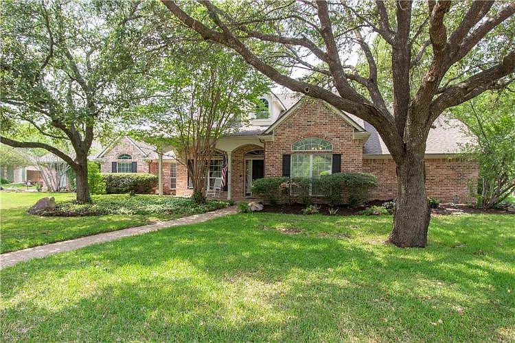 102 Greentree Dr, Crawford, TX 76638 Zillow