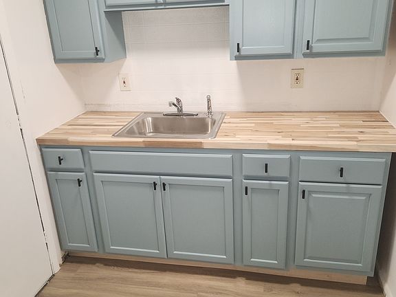 2nd image of 70 Dana Ave APT 1
