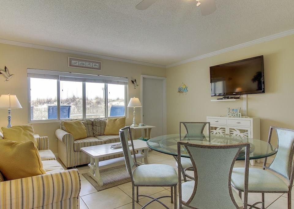 1st image of 925 Whelk Ct APT 9
