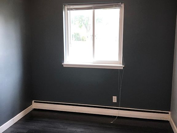 3rd image of 1757 Thomas Ave APT 1
