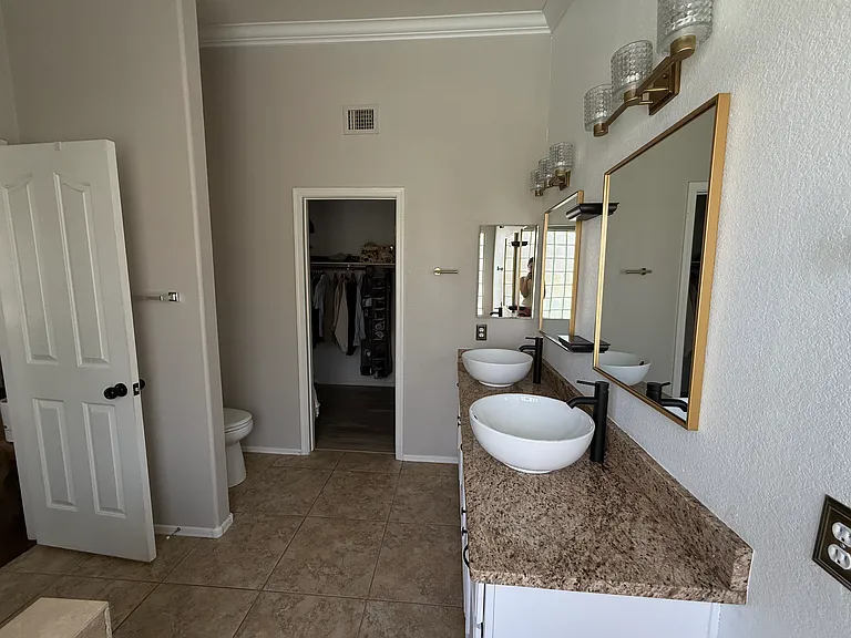 6360 W Aurora Dr — Photo 27