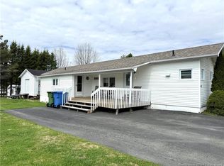 43 Le Paradis Row, Edmundston, NB E7B 1T9