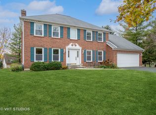 2419 Thaxton Ct, Naperville, IL 60565