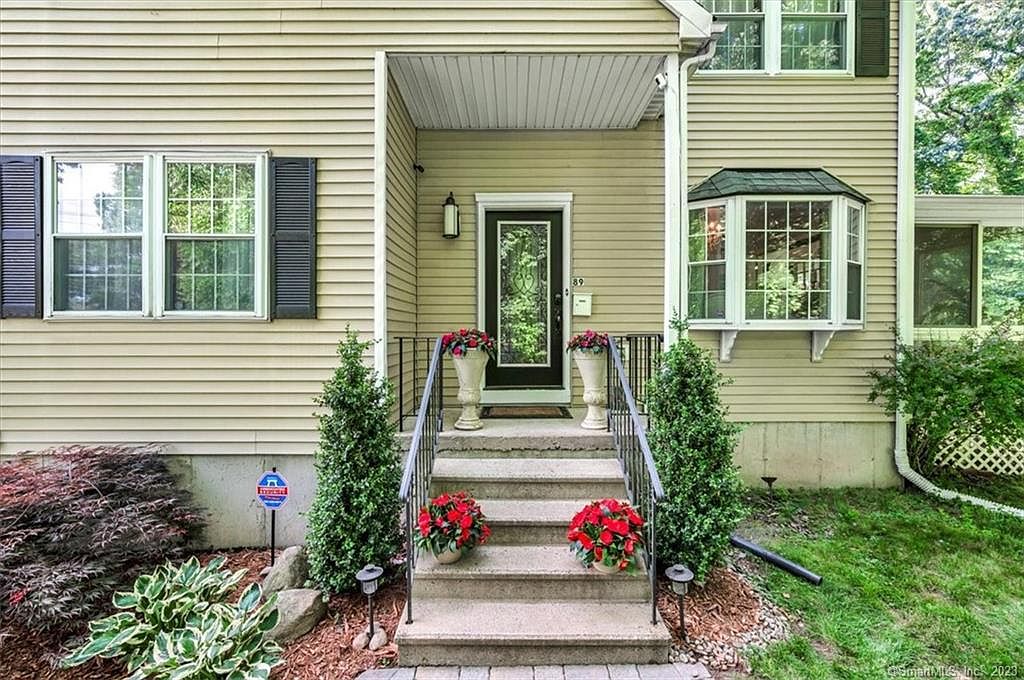 89 Shunpike Rd, Cromwell, CT 06416 MLS 170577424 Zillow