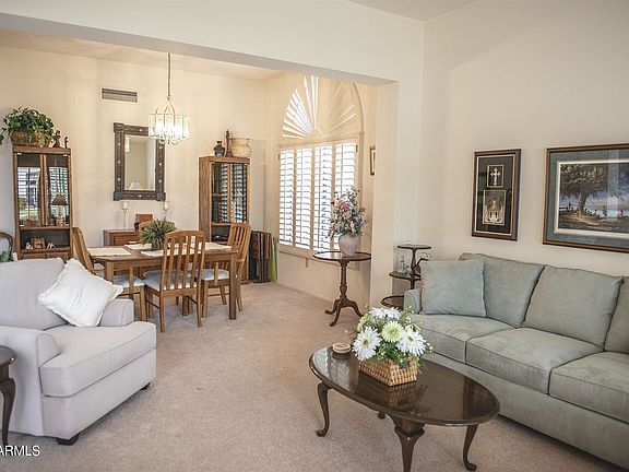 4th image of 20211 N Alta Loma Dr