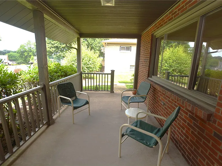 1816 Park Circle Dr — Photo 4