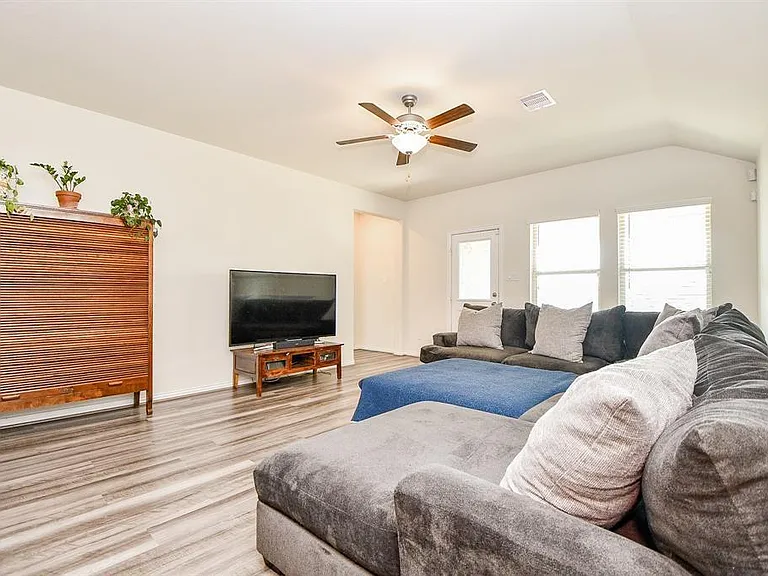 24303 Gold Cheyenne Way — Photo 11