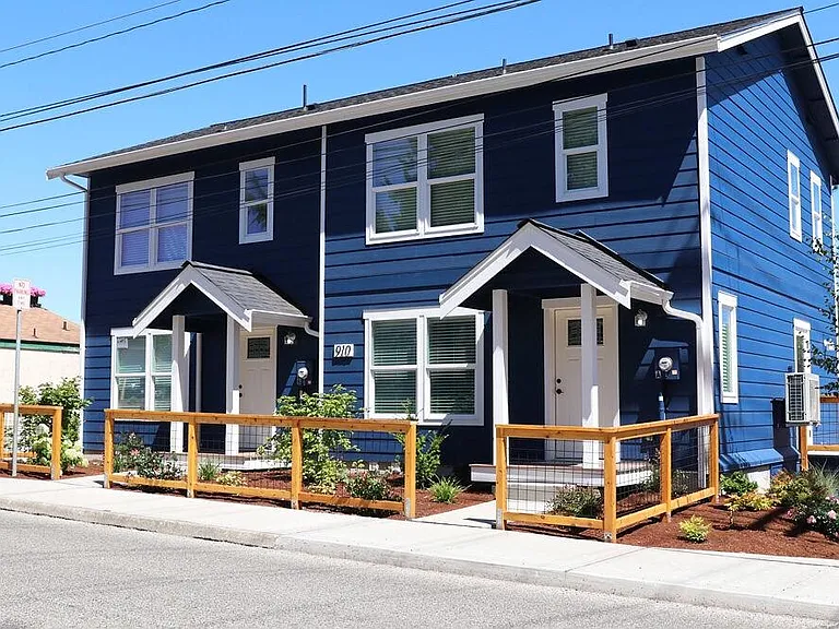 910 Adele Ave #A — Photo 17