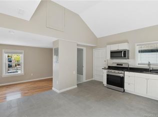 508 Chapel St #2R, New Haven, CT 06511