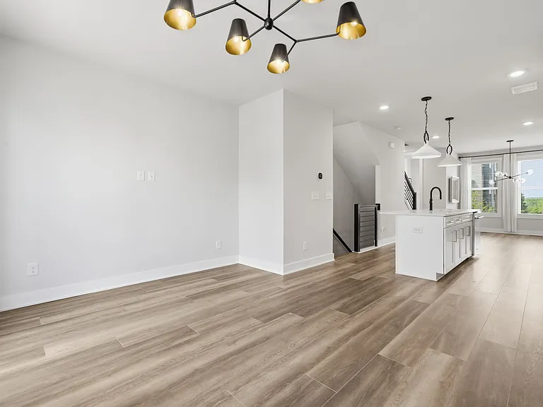 1737 Dunavant St — Photo 10