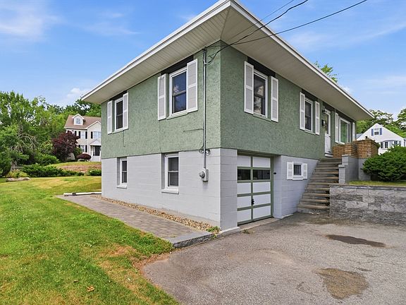 4th image of 48 Pinedale Ave
