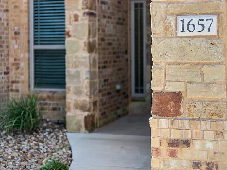 1657 Lacy Ridge Dr — Photo 7