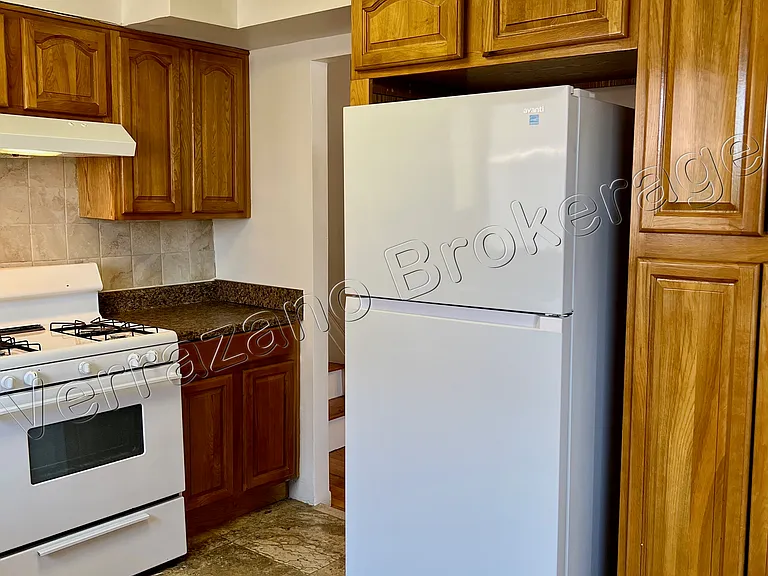 181 Bay 46th St #2 — Photo 8