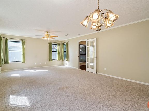 5th image of 140 Azalea Dr