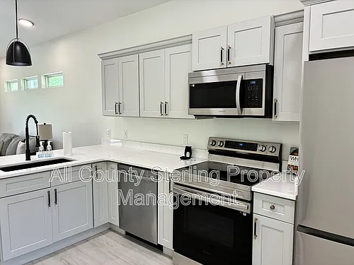 10230 NE 72nd St Photo 1