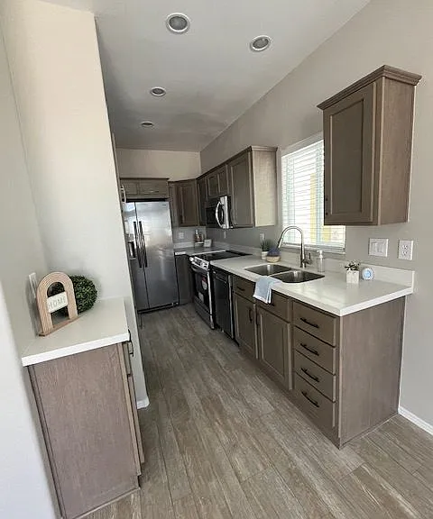 130 N Highland Blvd #7 — Photo 3