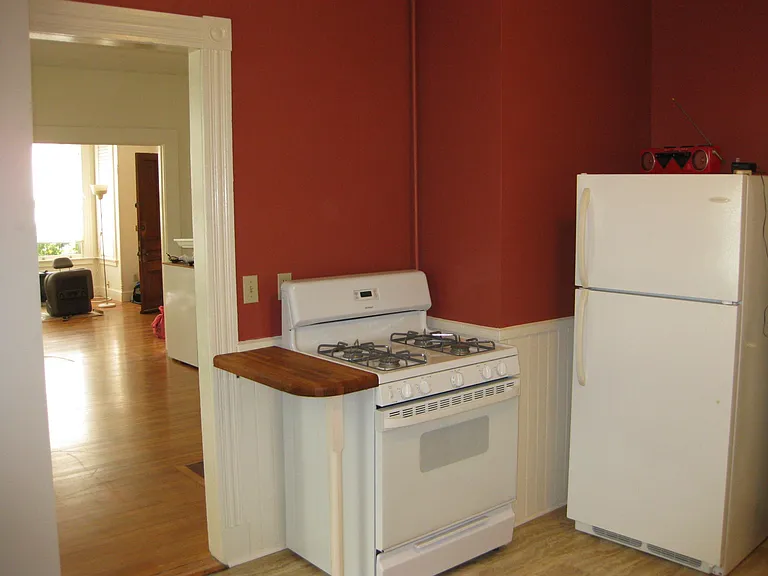 Gas stove