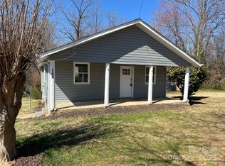 188 13th St SE, Hickory, NC 28602