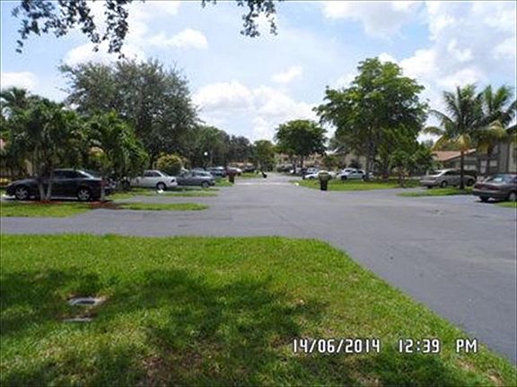 5th image of 8017 NW 41st Ct