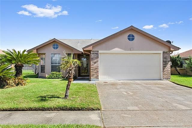 1st image of 249 Louise Ct