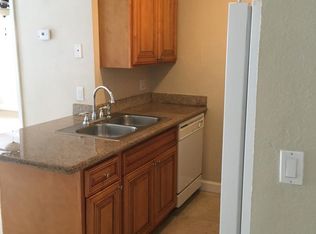 241 Red Maple Pl, Brandon, FL 33510