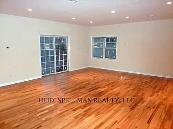 3rd image of 50 Sintsink Dr E APT 5
