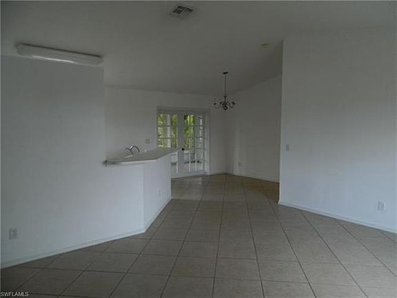 4th image of 1124 NW 9th Pl