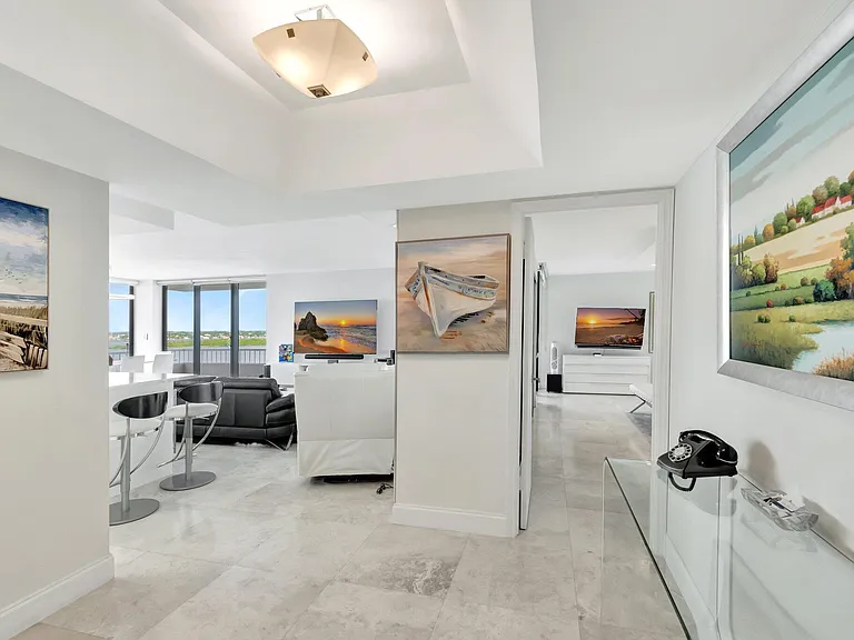 5550 N Ocean Dr #10D — Photo 17
