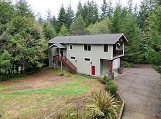 5597 Leanza Dr, Florence, OR 97439