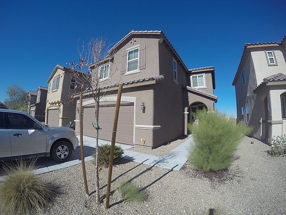2nd image of 3058 Lake Como Ave