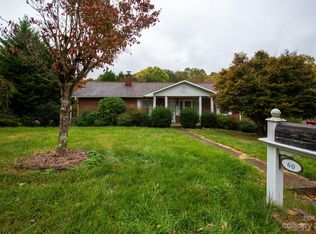 60 Rash Rd, Asheville, NC 28806