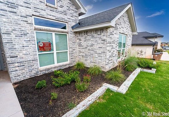 2nd image of 5623 Slayde St