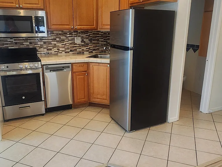 3132 Lincoln Ave — Photo 22