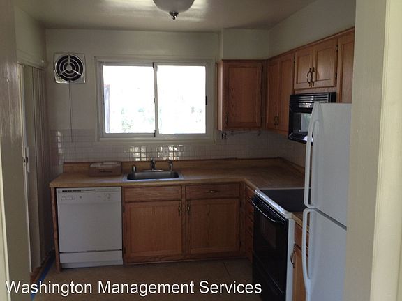 4th image of 9707 Brixton Ln