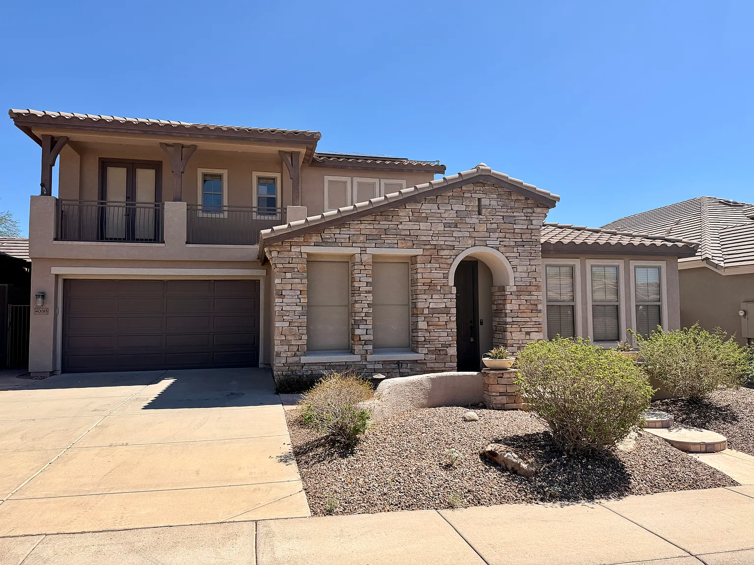 5 bed, 3160 sqft, $3,599 — Photo 2