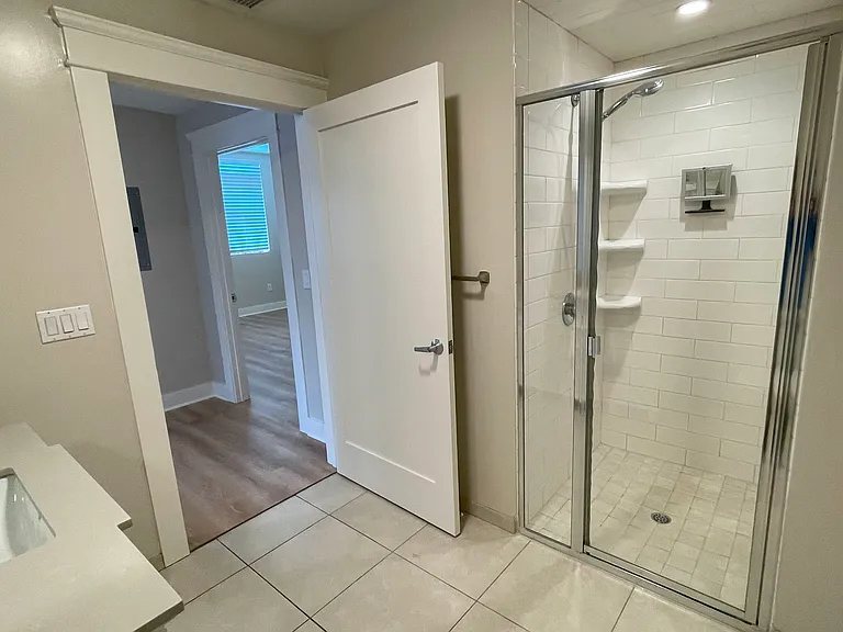 5717 Fair Ave — Photo 14