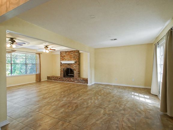5th image of 3625 Silver Maple Ct